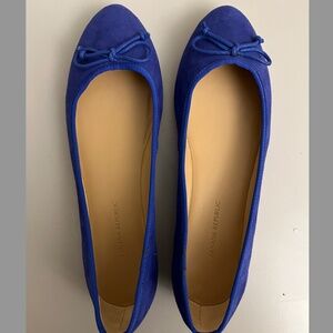 BANANA REPUBRIC SUEDE BALLET FLAT SHOES NEW 7.5 US SIZE